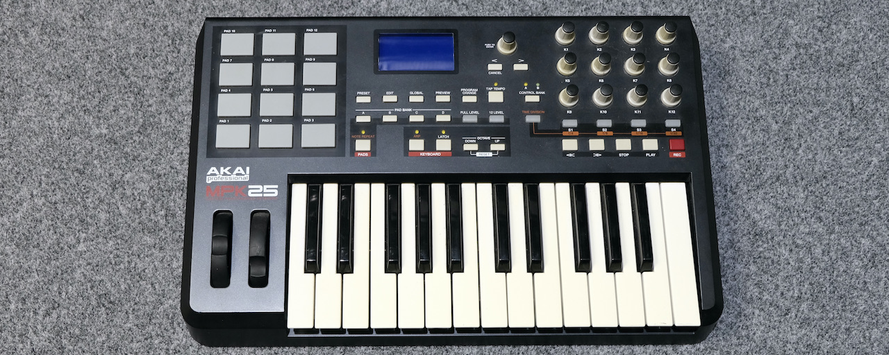 akai mpk 25