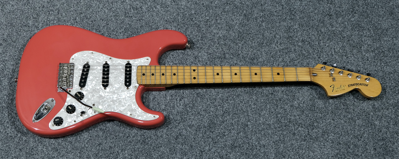 fender stratocaster 1982 red